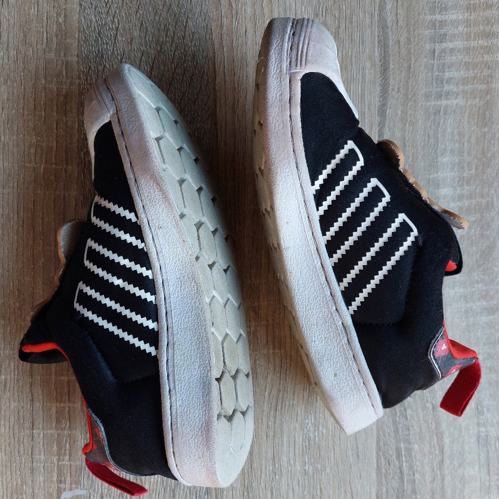 Adidas Mickey shoes 12.5 - Picture 3 of 15